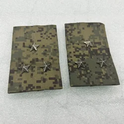 Hombreras de camuflaje digital ruso con estrellas metálicas tácticas
