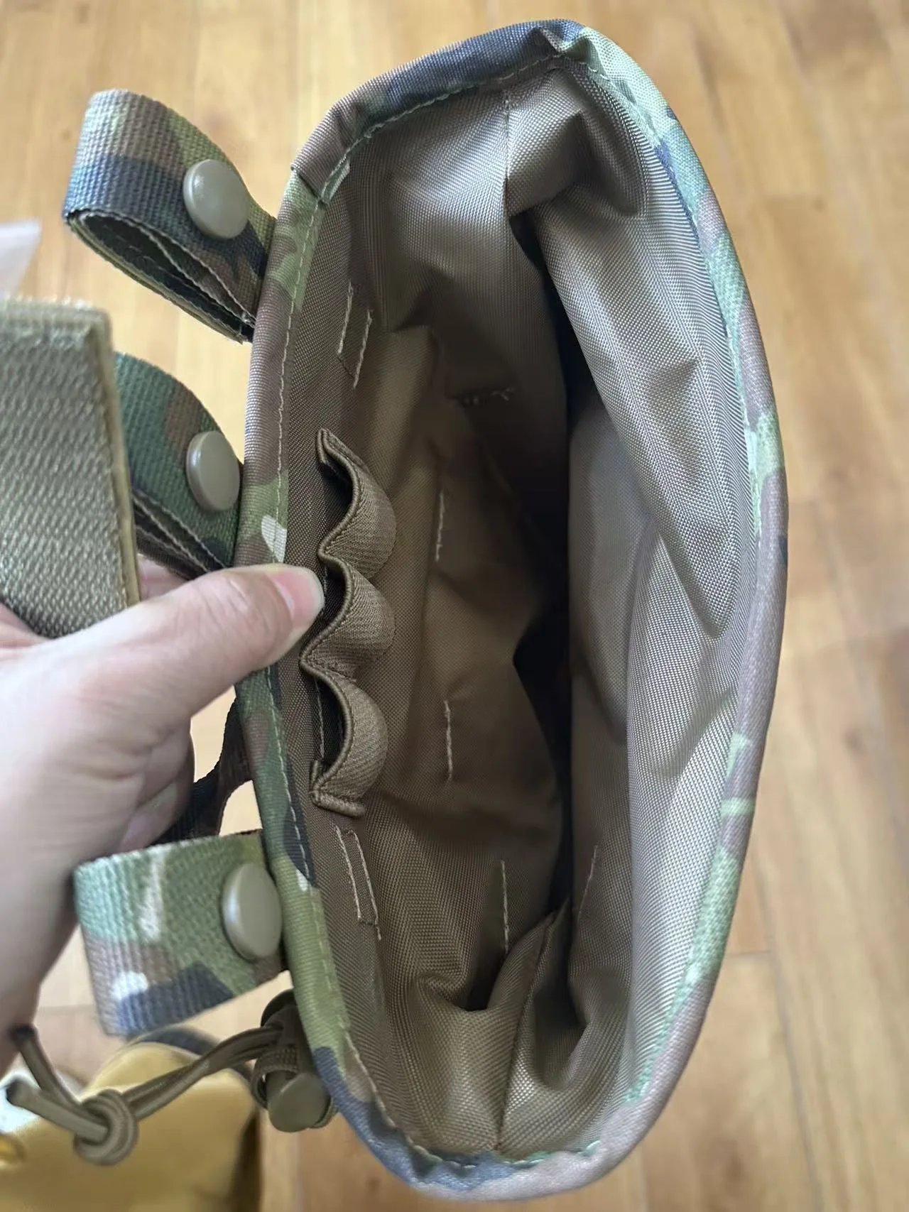 Bolsa recolectora de residuos para aire libre plegable - imagen 3