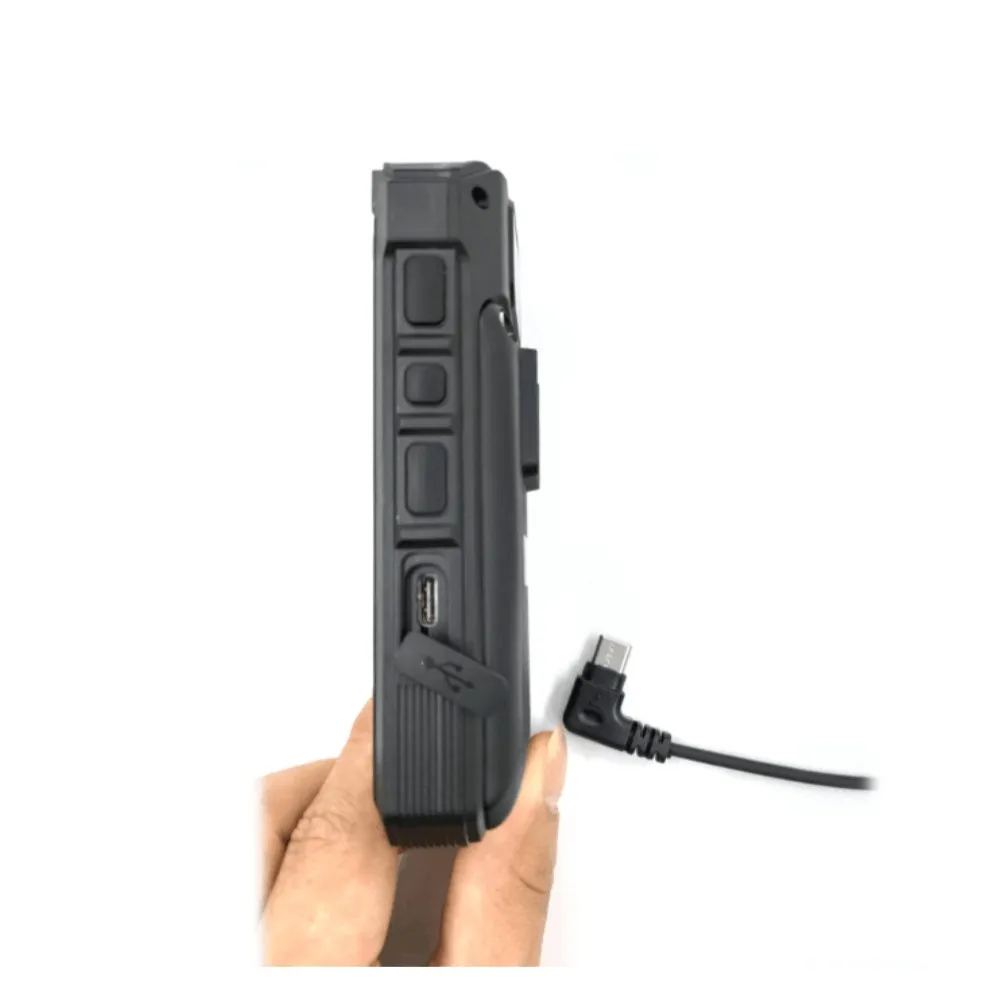 Auricular conectado al transceptor Anysecu W8
