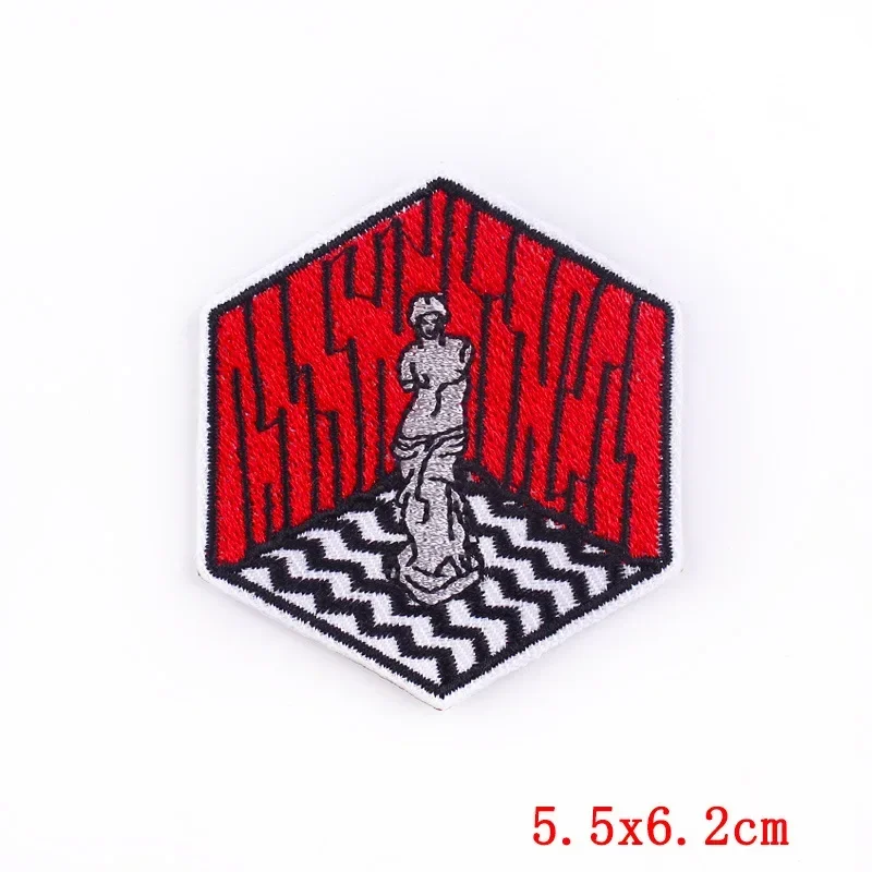 Parche bordado táctico Jesús con respaldo térmico para ropa - imagen 3