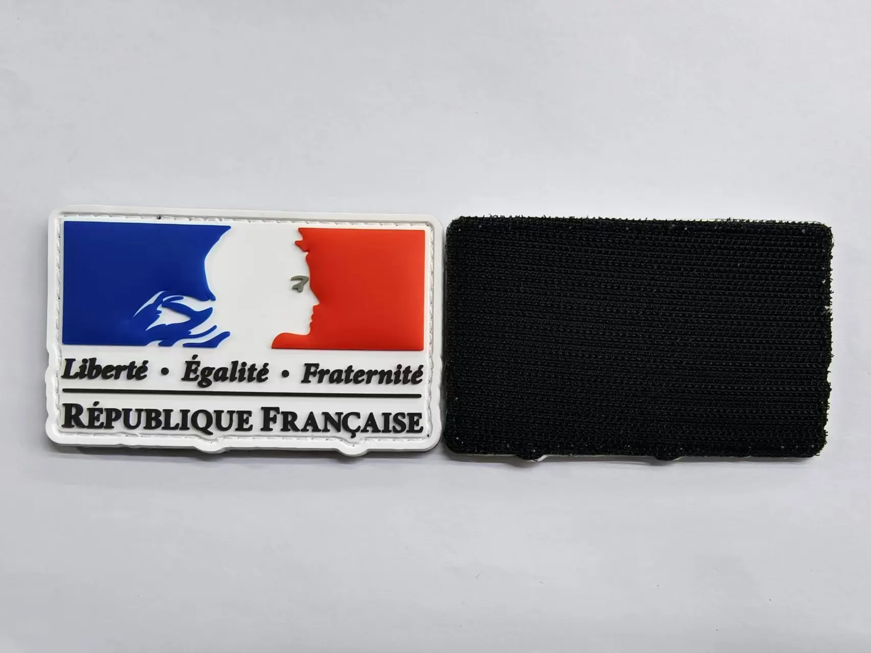 Adecuado para equipamiento militar y outdoor