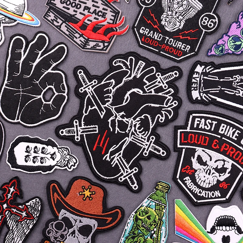 Parche corazón punk