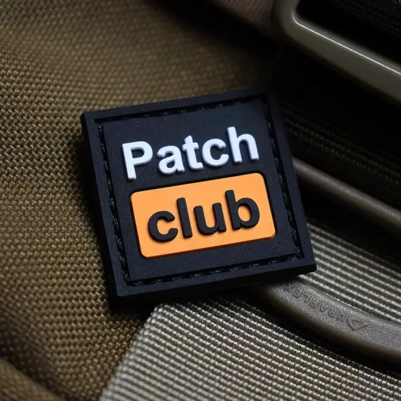Parche fijado en mochila
