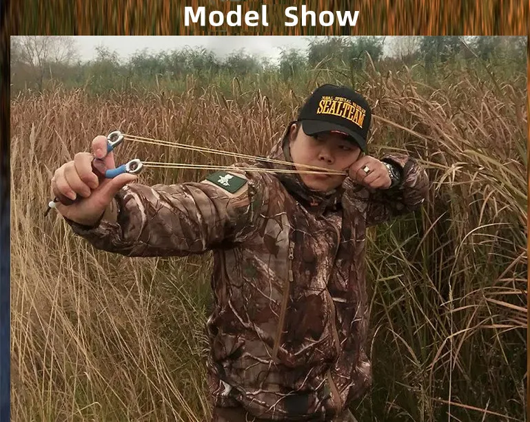 Conjunto completo de caza en modo camouflage Forest