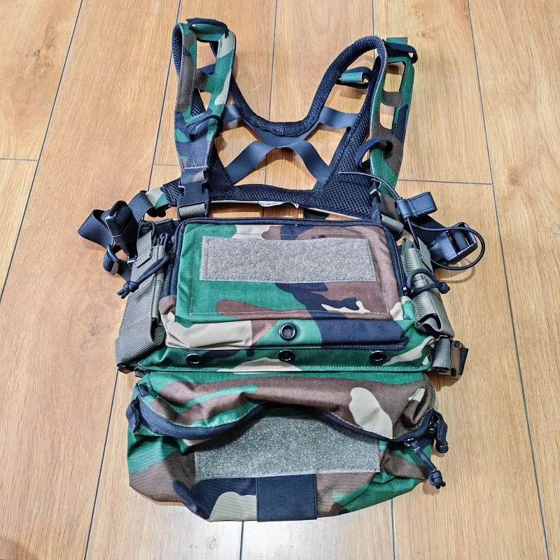 Mochila de pecho táctica en nailon cortada con láser - imagen 5
