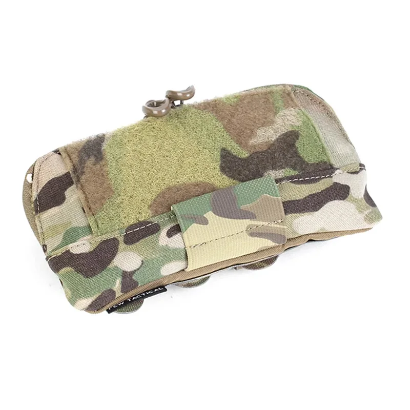 Sistema de montaje MOLLE en chaleco táctico