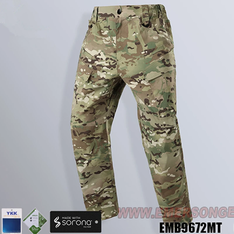 Vista de los pantalones tácticos con acabado
