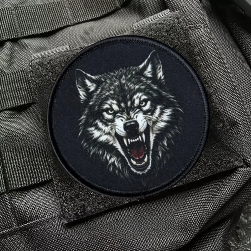 Parches de lobo para personalizar brazaletes