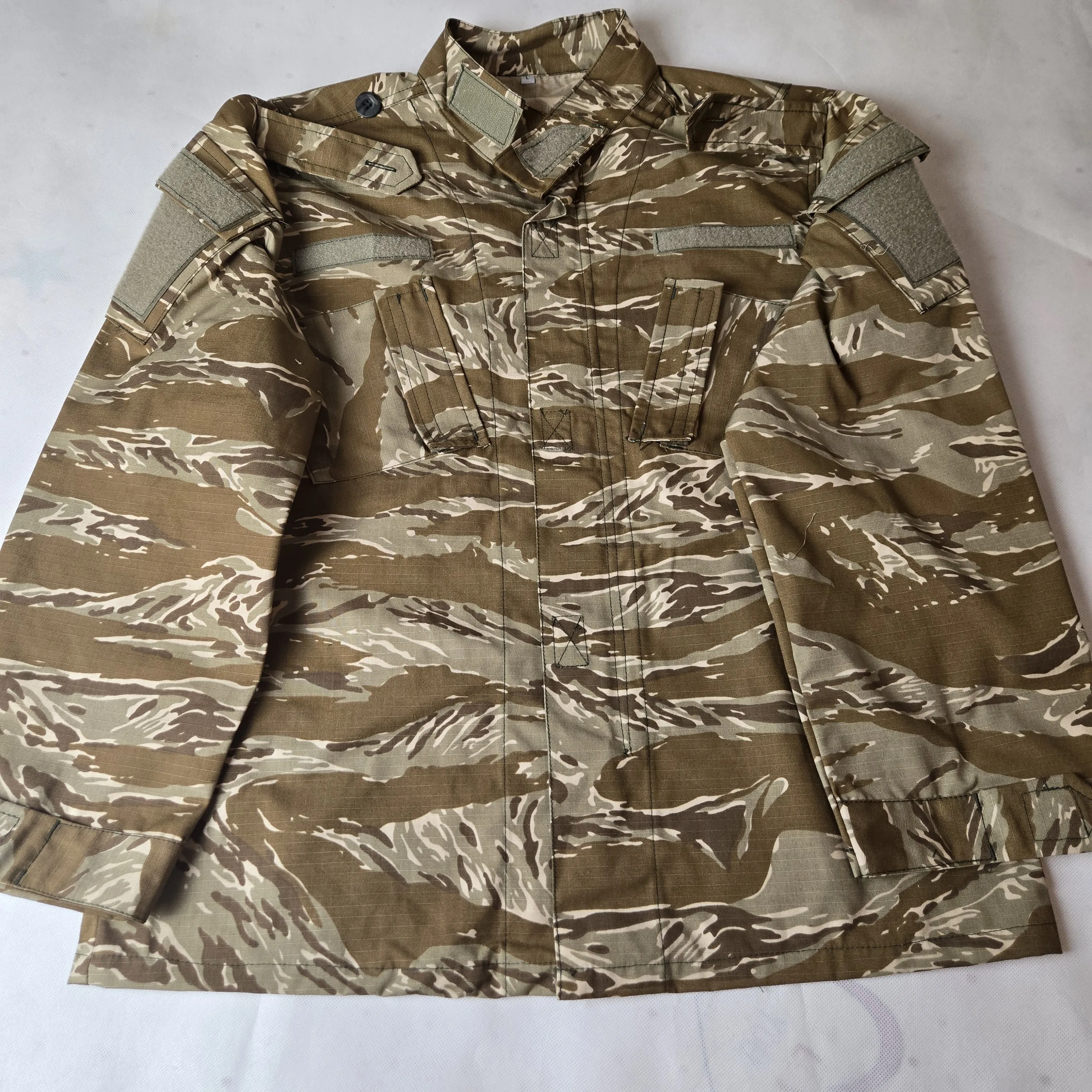 Uniforme camuflaje ripstop resistente al desgaste con bolsillos - imagen 3