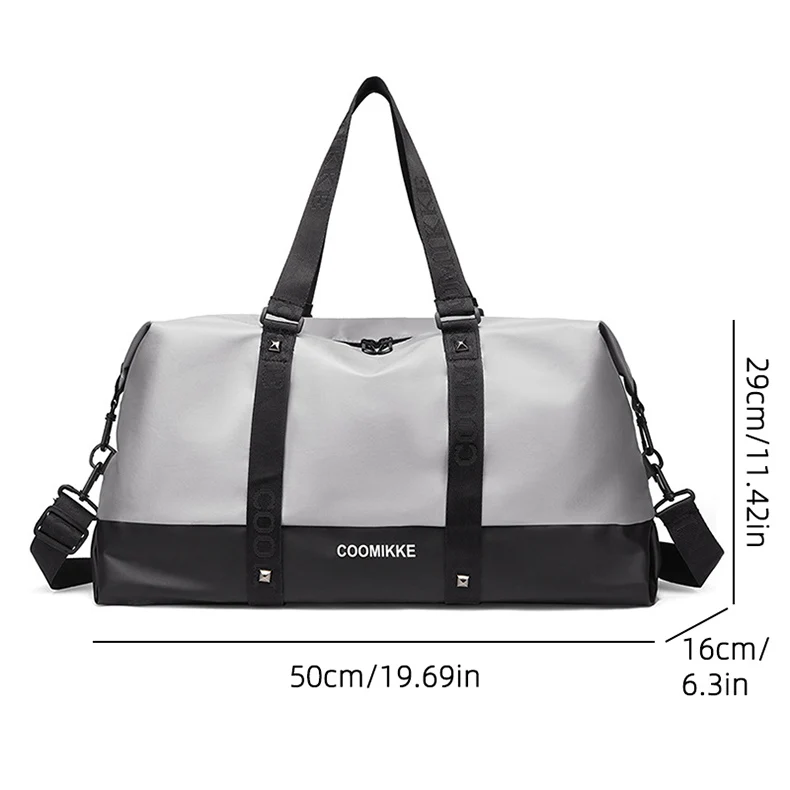 Bolsa de yoga gris abierta mostrando interior compartimentado