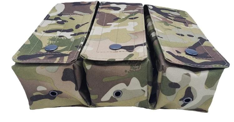 Vista frontal de la bolsa táctica AK Triple MOLLE AOKALI