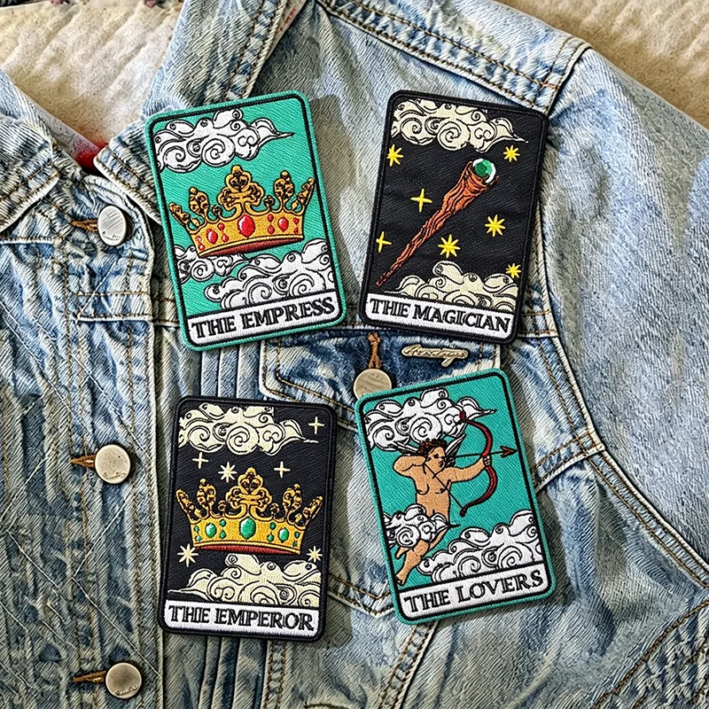 Parche termoadhesivo tarot vintage corona mística bordado para ropa - imagen 4