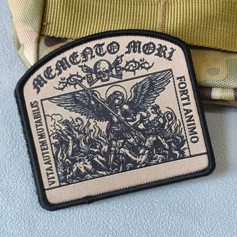 Parche táctico Arcángel Miguel con gancho y bucle para mochila - imagen 2