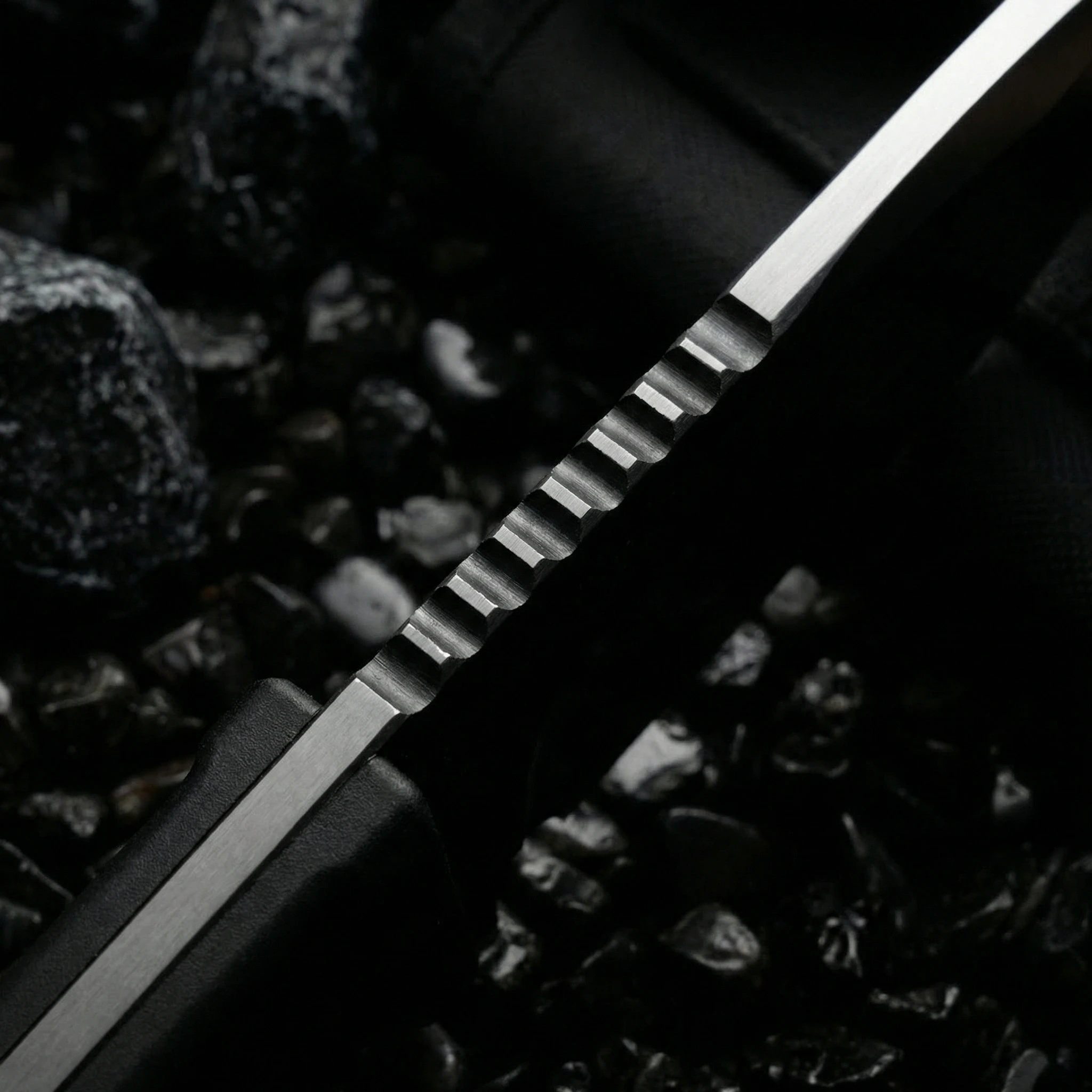 Cuchillo de hoja fija táctico para exteriores – emergencia - imagen 4