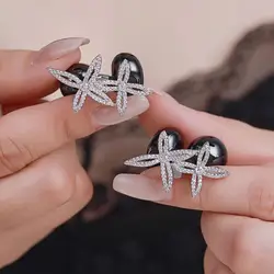 Clips decorativos para auriculares – Adorno floral con pedrería