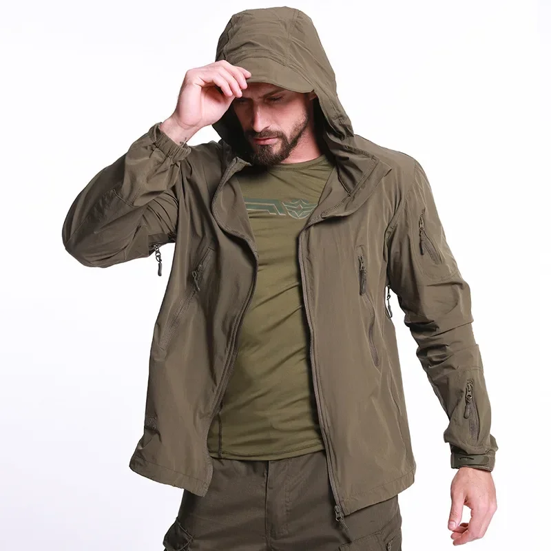 Chaqueta cortavientos con capucha térmica para actividades aire libre - imagen 4