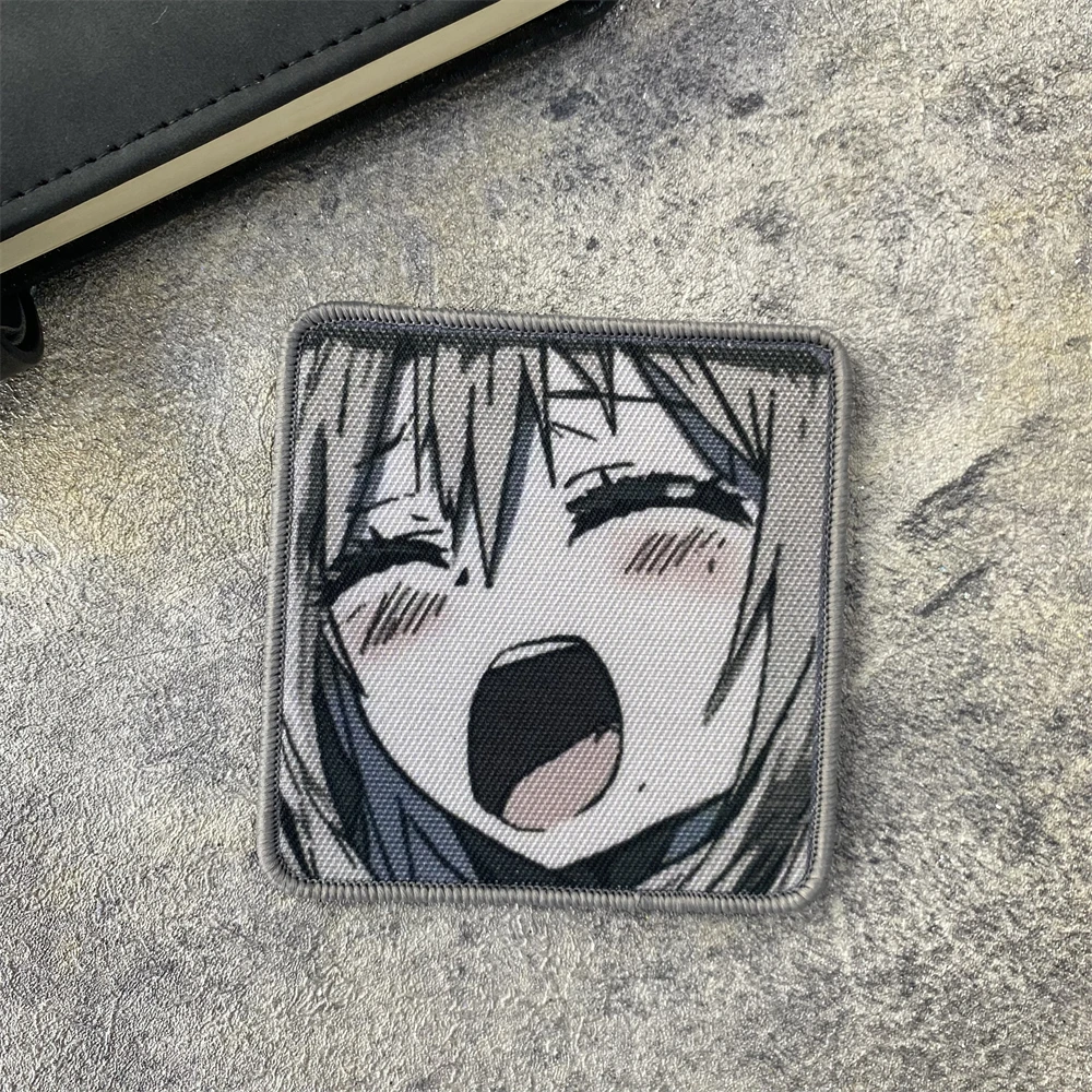 Parche morale anime Chica – Velcro MOLLE táctico - imagen 4