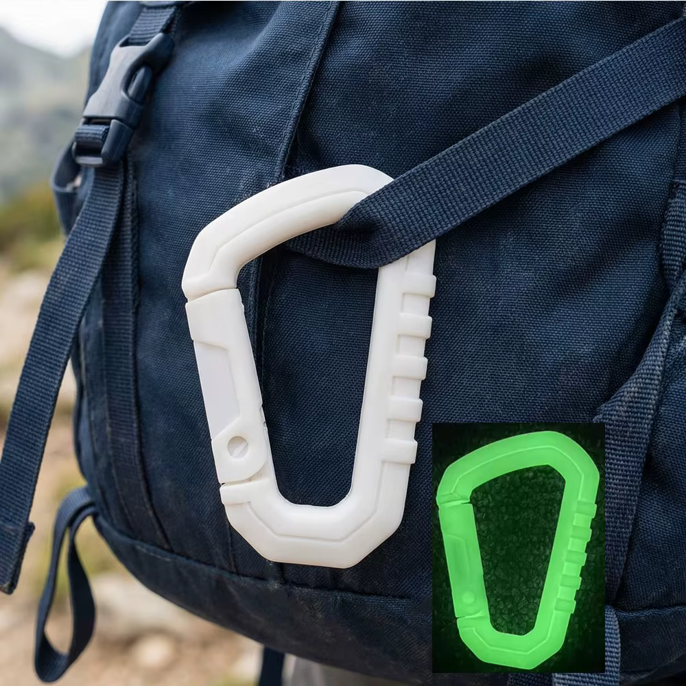 Hebilla táctica luminosa ligera con gancho para EDC y mochila - imagen 4