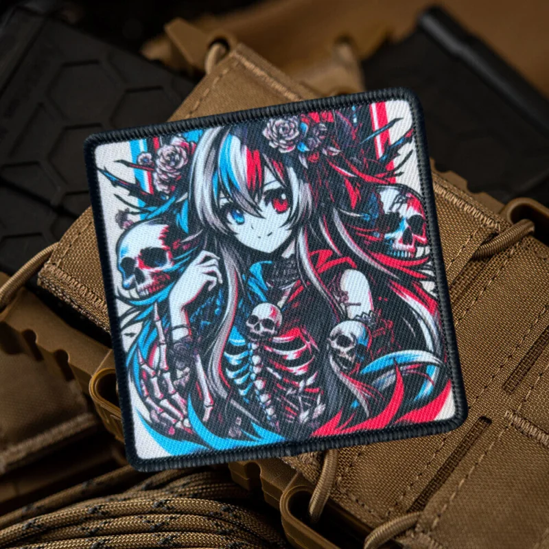 Parche táctico calavera punk estilo anime con gancho y bucle - imagen 2