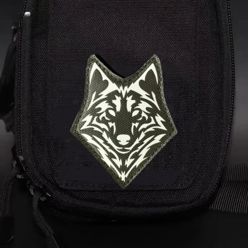 Wolf Tactics parche reflectante moral con velcro gancho y bucle
