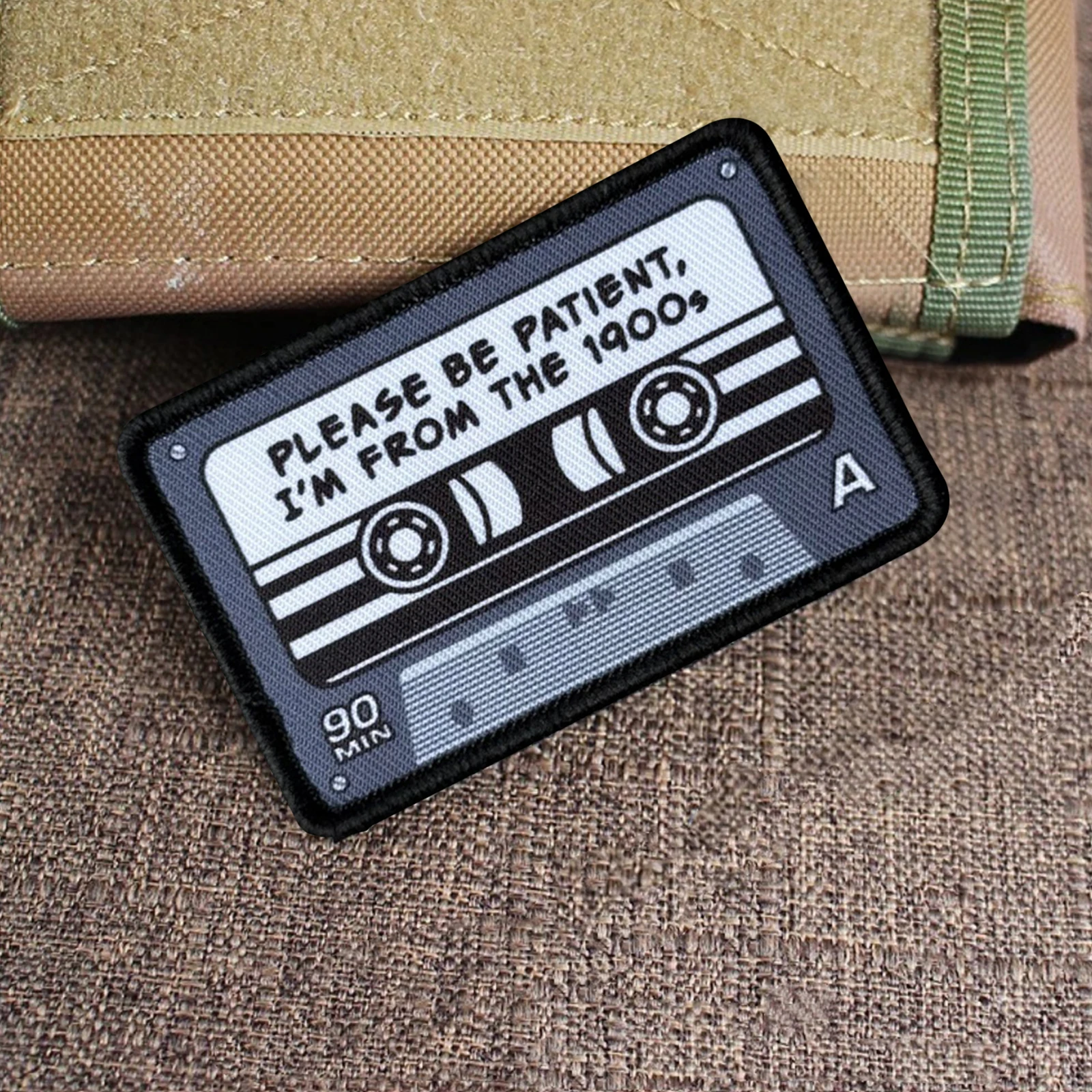 Parche velcro retro diseño casete, insignia irónica años 1900