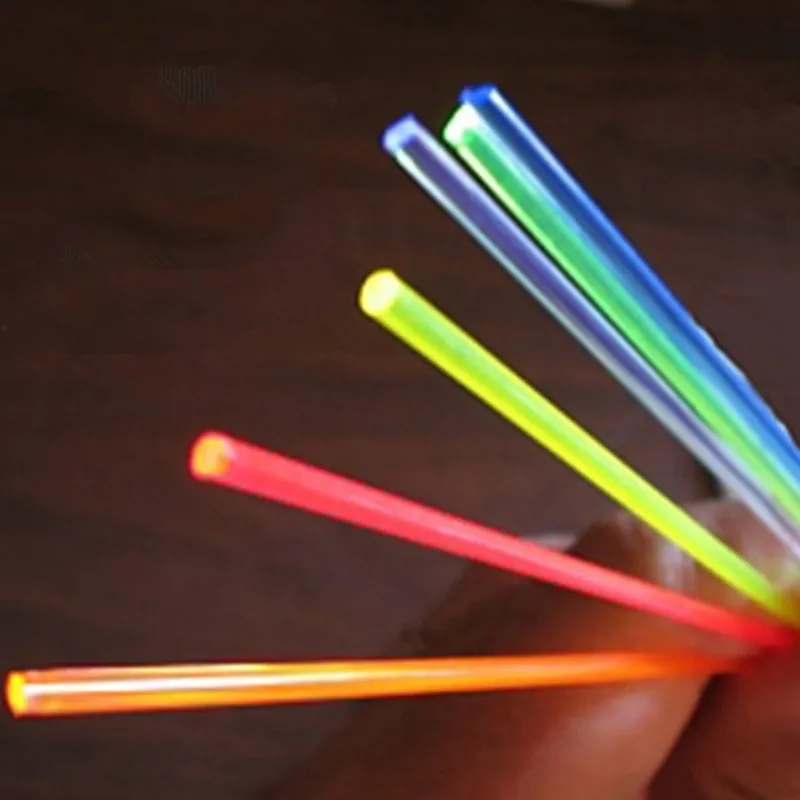 Comparación de brillo entre fibra óptica y acrílico