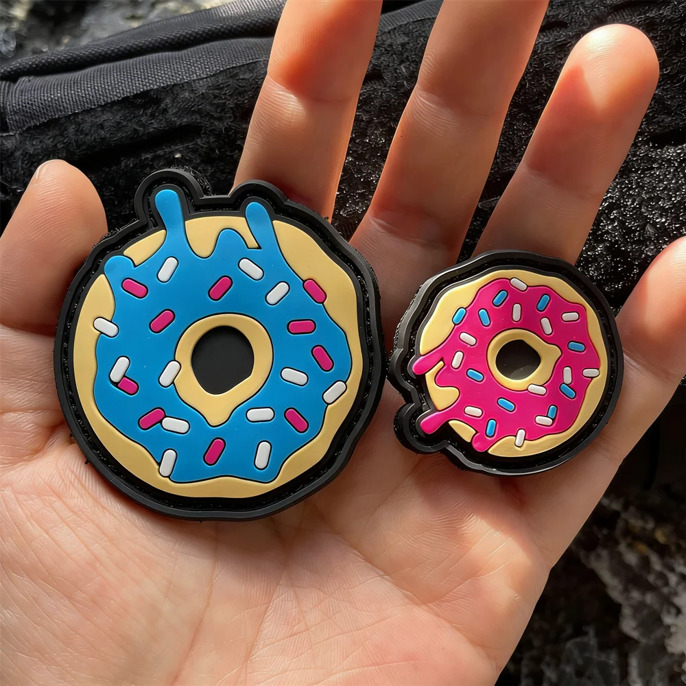 Brazalete táctico parche PVC 3D Dónut para mochila - imagen 2