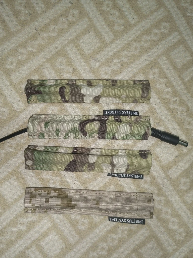 Cubierta protectora táctica en tono camuflaje