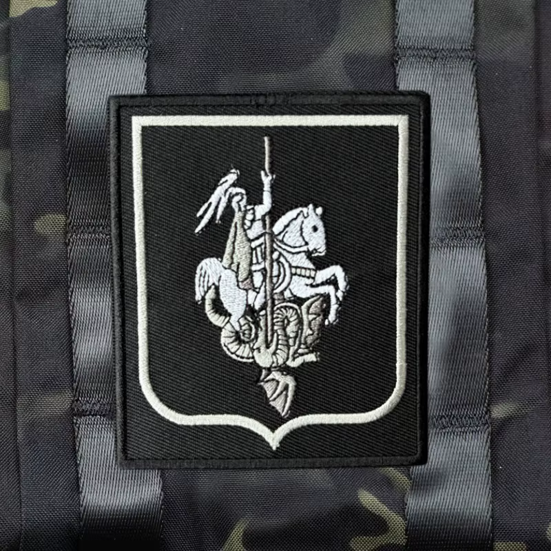 Uso del parche en mochila o equipo