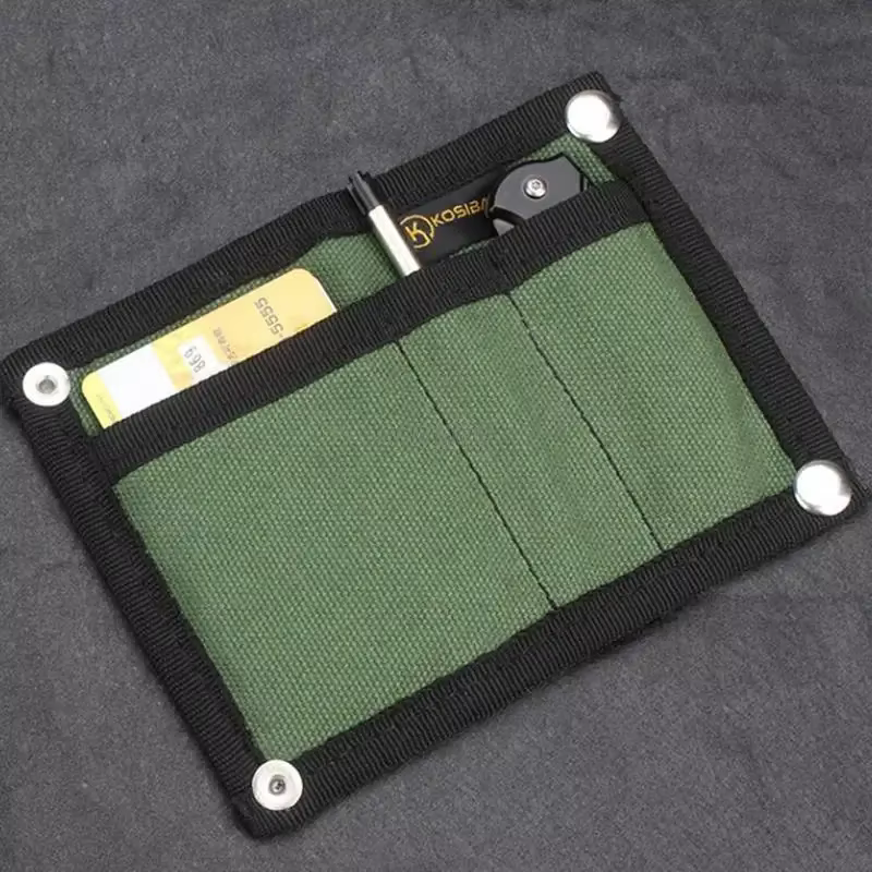 Monedero en color verde caqui