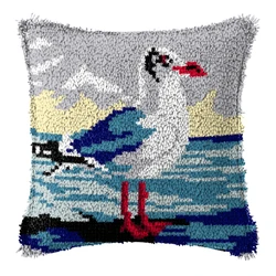 Cojín Bird almohada bordada con gancho y foamiran para manualidades