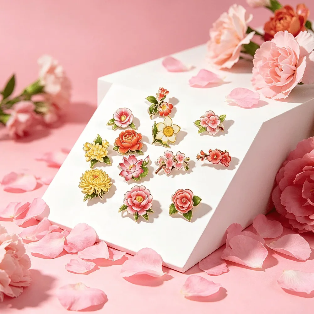Broches florales esmaltados en tono dorado