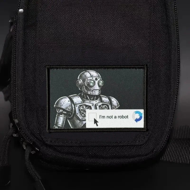 Parche táctico 'No Soy un Robot' adhesivo para brazaletes y mochilas