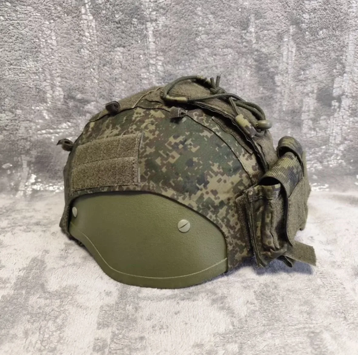 Casco táctico TOR ruso original con funda camuflaje EMR exterior - imagen 4