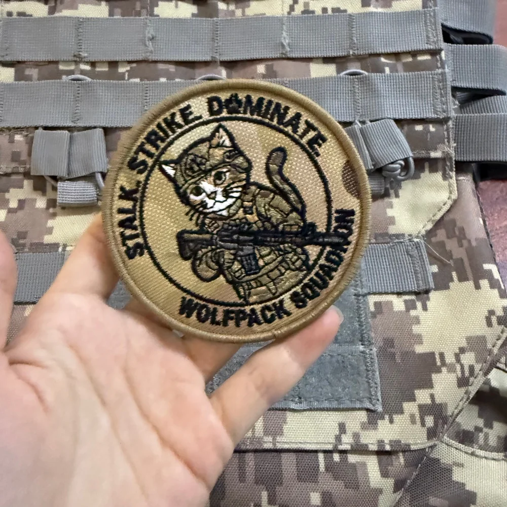 Parche táctico militar coyote tan con cierre gancho gatito silvestre - imagen 5