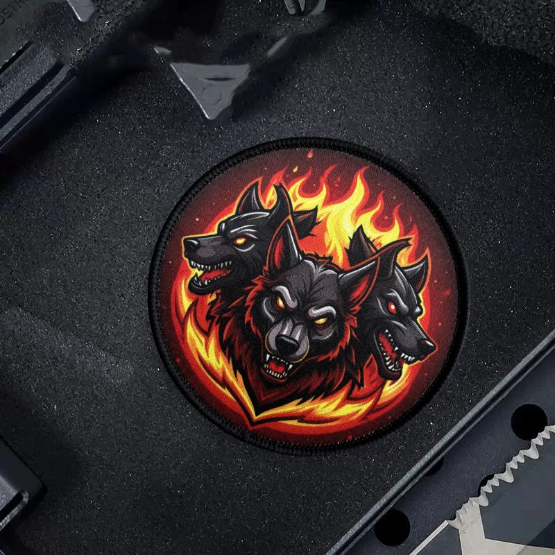 Detalle del diseño moral chevron y contraste de llamas