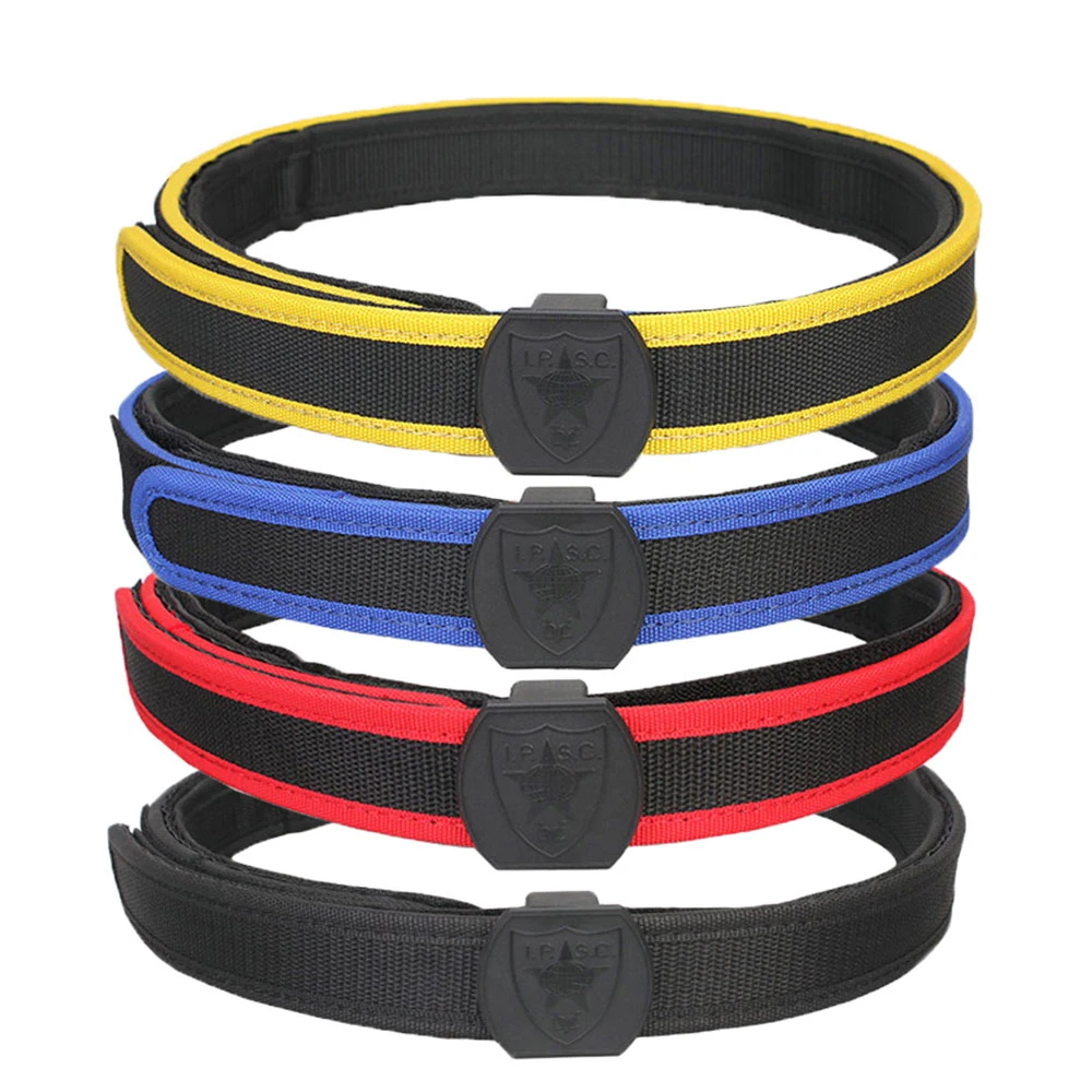 Cinturón táctico SINAIRSOFT en uso