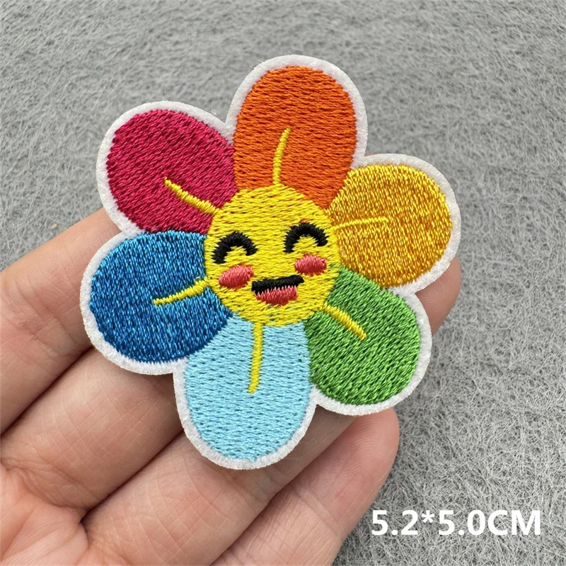 Parche bordado girasol para planchar – insignia en mochila - imagen 5