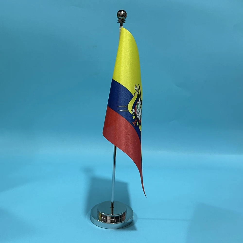 Bandera Ecuador poliéster para escritorio – Decorativa y ligera - imagen 2