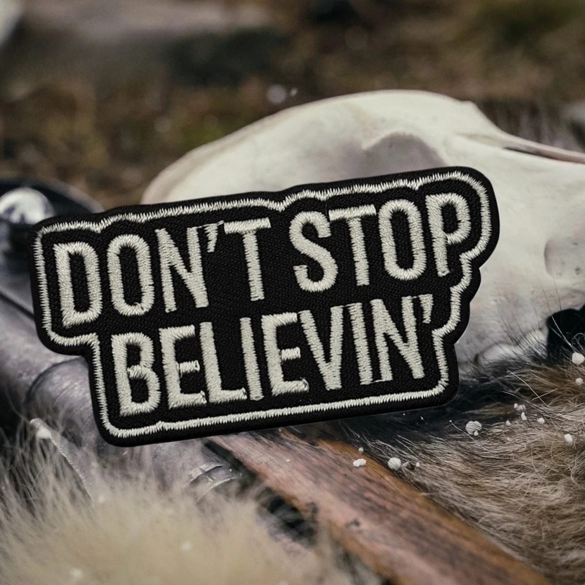 Parche táctico bordado moral Don't Stop Belivein, gancho-bucle - imagen 2
