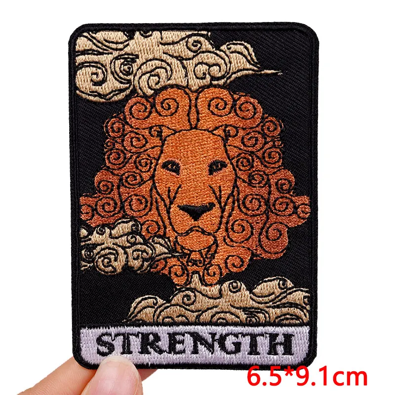 Parche bordado de gato estilo tarot termoadhesivo para ropa y mochila - imagen 5