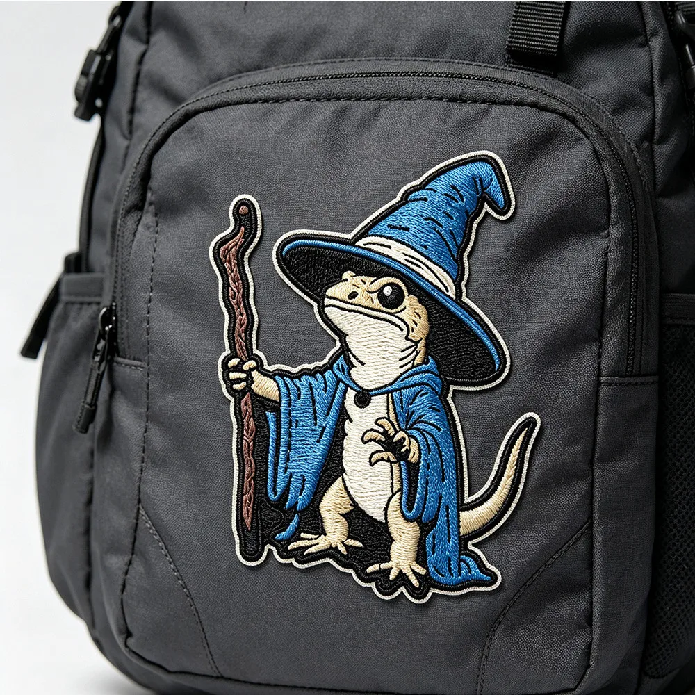 Lizard Wizard Parche de velcro esmaltado azul con motivo animal
