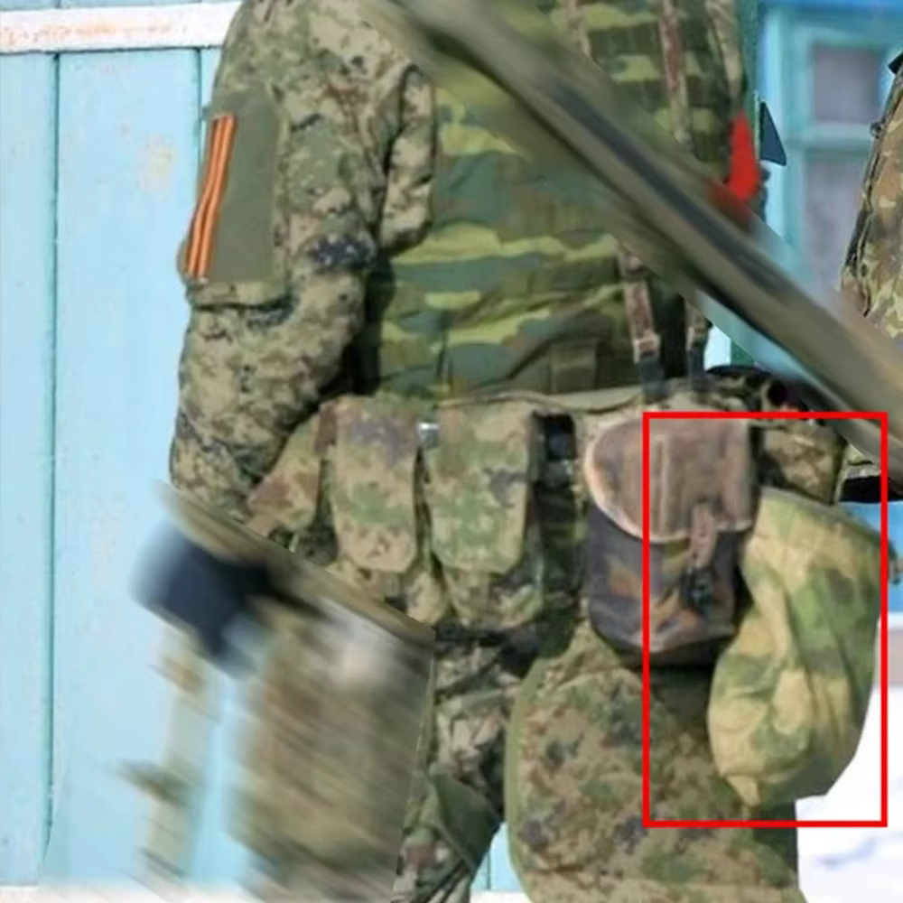Bolsa táctica plegable en uso
