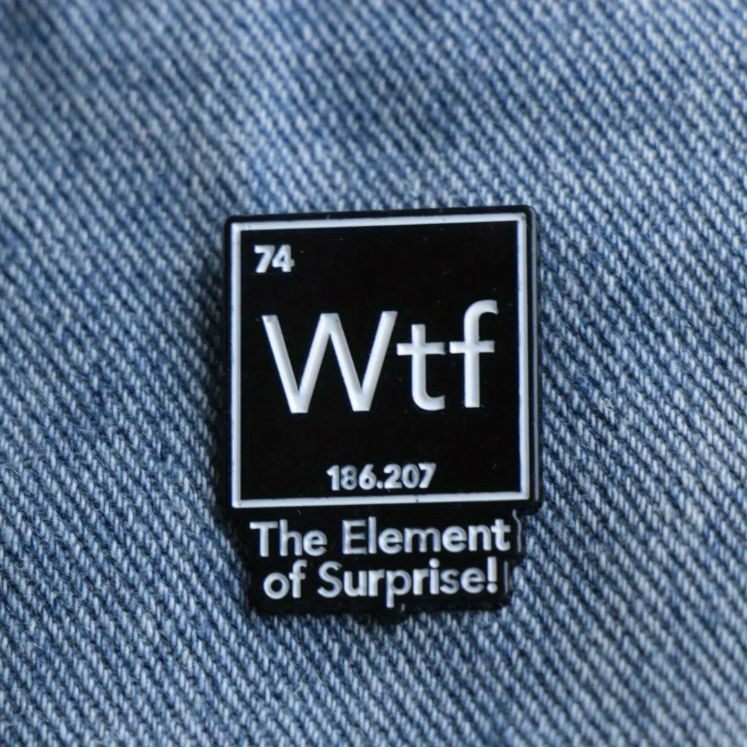 Pin esmaltado con frase de humor, broche para solapa y mochila - imagen 2
