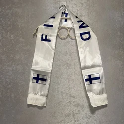 Bufanda de fútbol Finlandia doble cara satén estampada con borlas