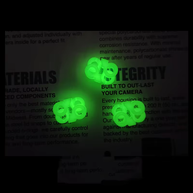 Hebilla luminosa de resorte táctica doble agujero para mochila - imagen 4