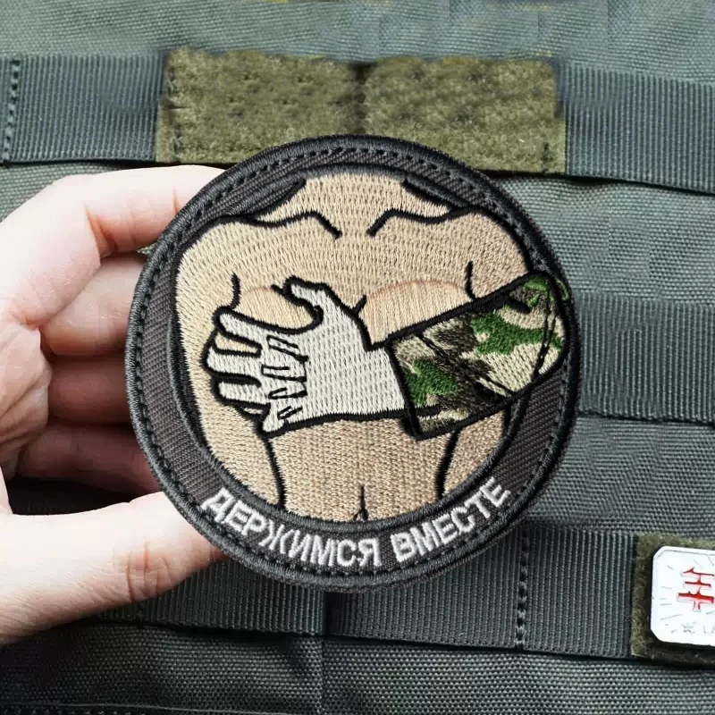 Parche táctico militar Chevron bordado Velcro para ropa y mochila - imagen 2