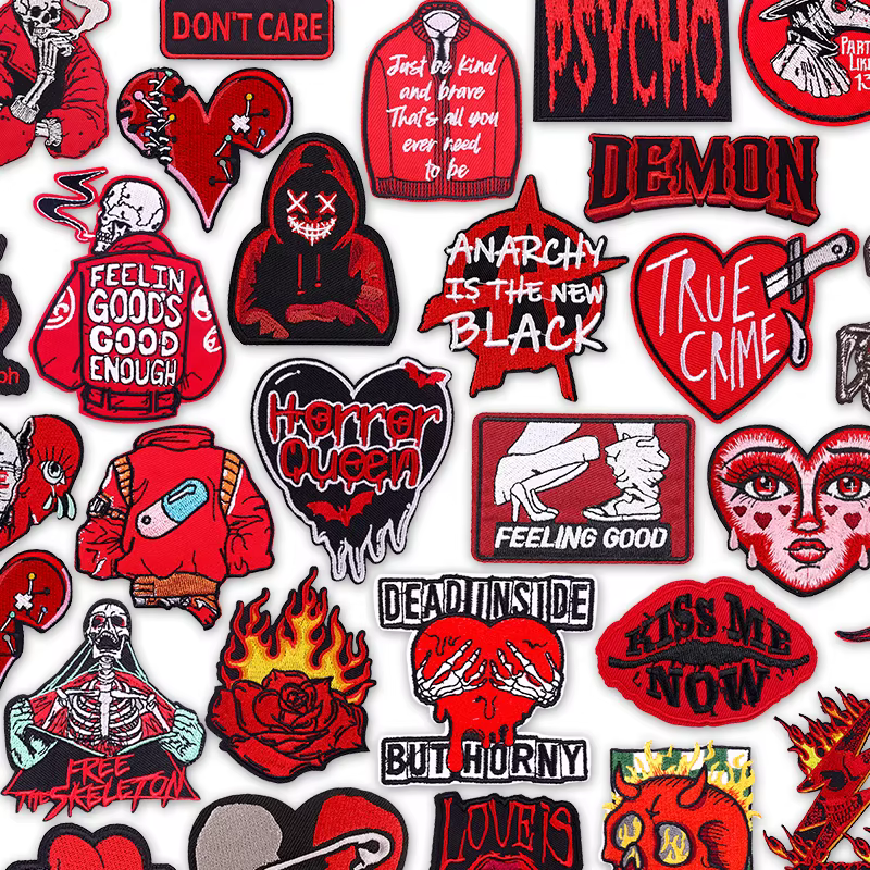 Parche termoadhesivo gótico punk calavera demonio corazón bordado - imagen 4