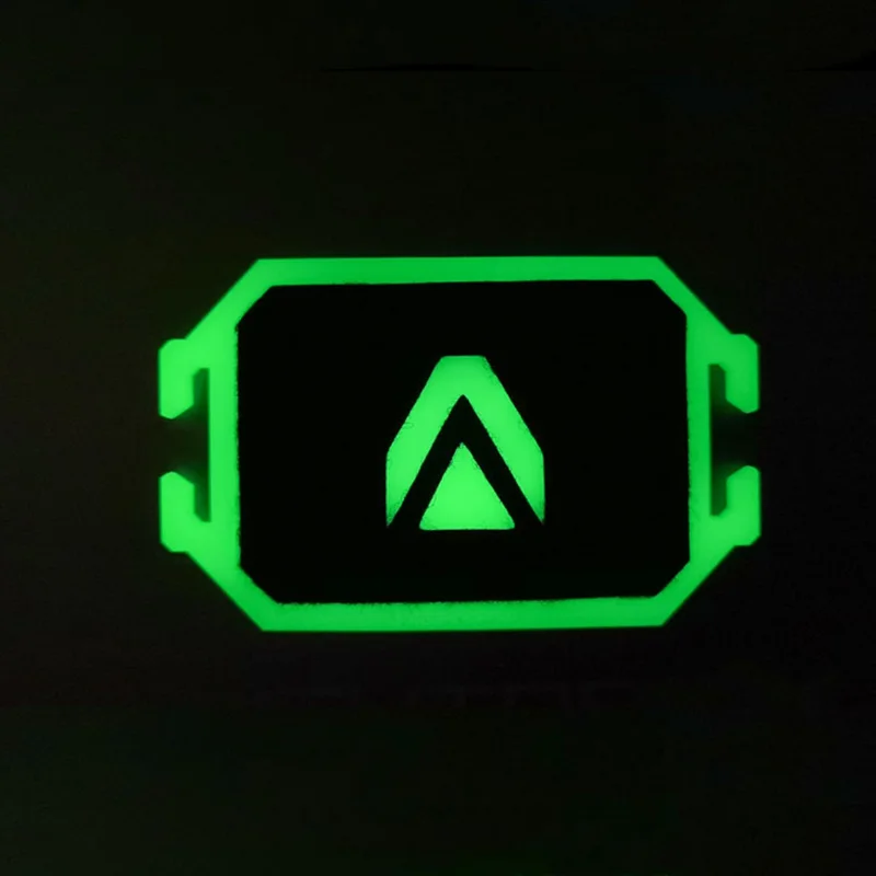 Parche táctico adhesivo luminoso para mochila - imagen 2