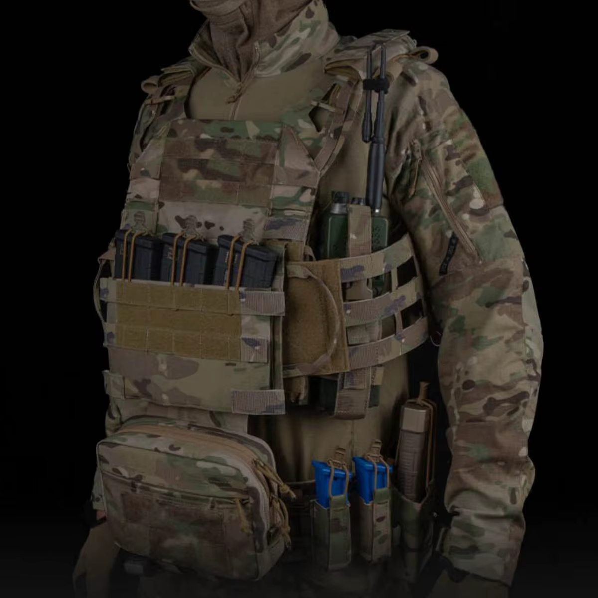 R-Assault 3,0 portaplacas MOLLE con funda revistas y radio - imagen 5
